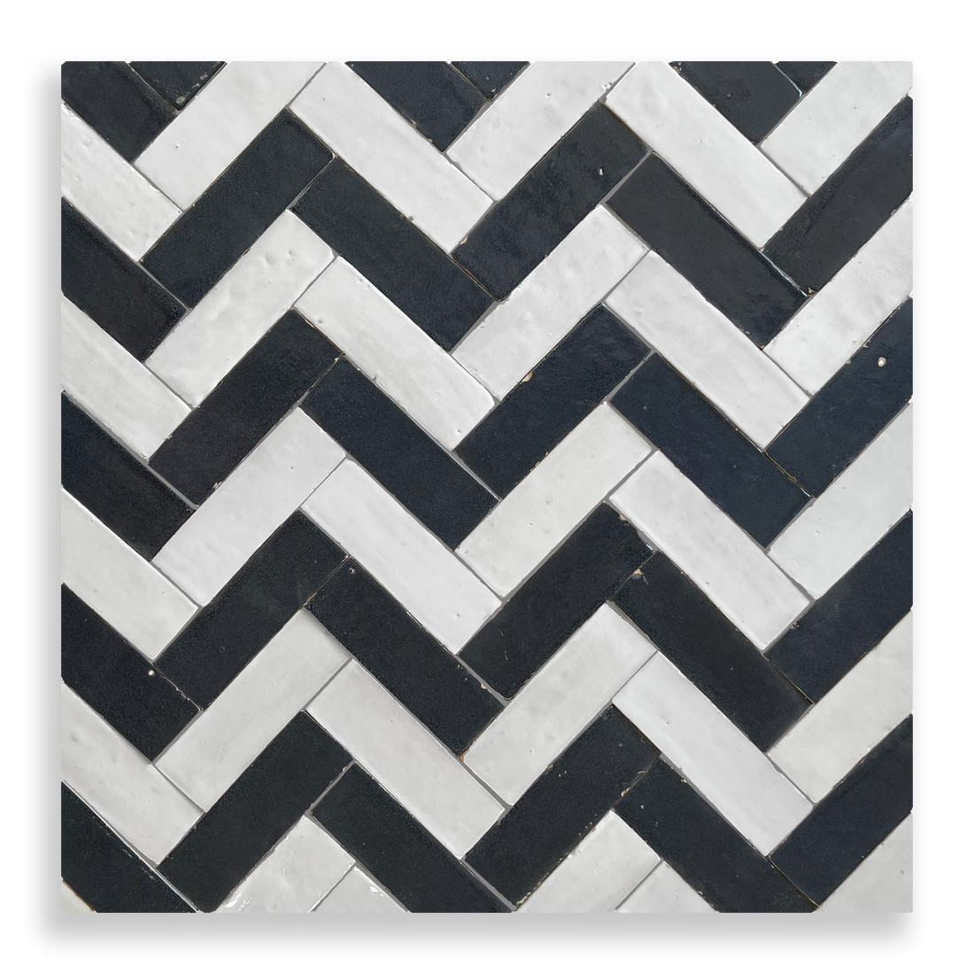 Medina Moroccan Bejmat Subway Tile in Charcoal Grey – tile and laying detail