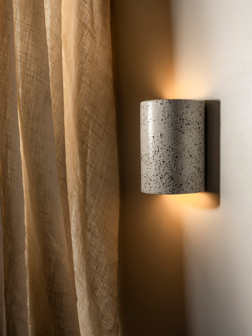 Dusk Short Interior