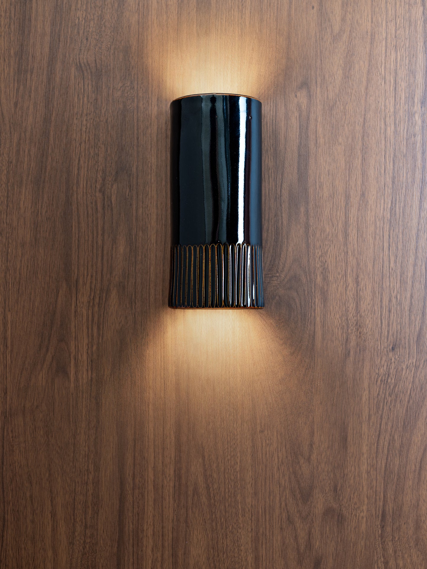 Day Tall Interior Burnt Toast