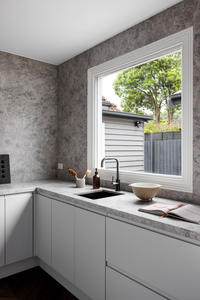 ROUND KITCHEN MIXER TAP