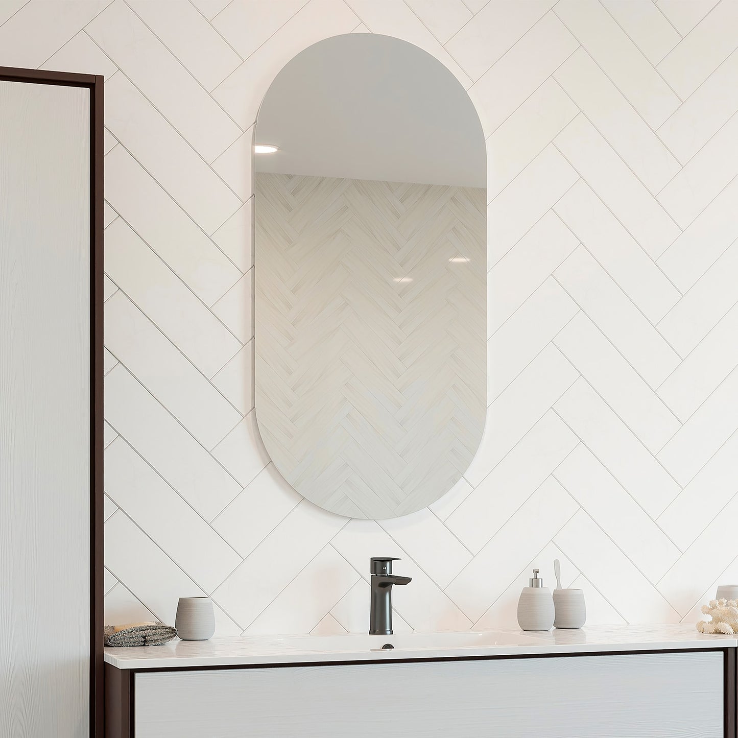 DP5010HN Pill Shape Polished Edge Mirror with Hangers