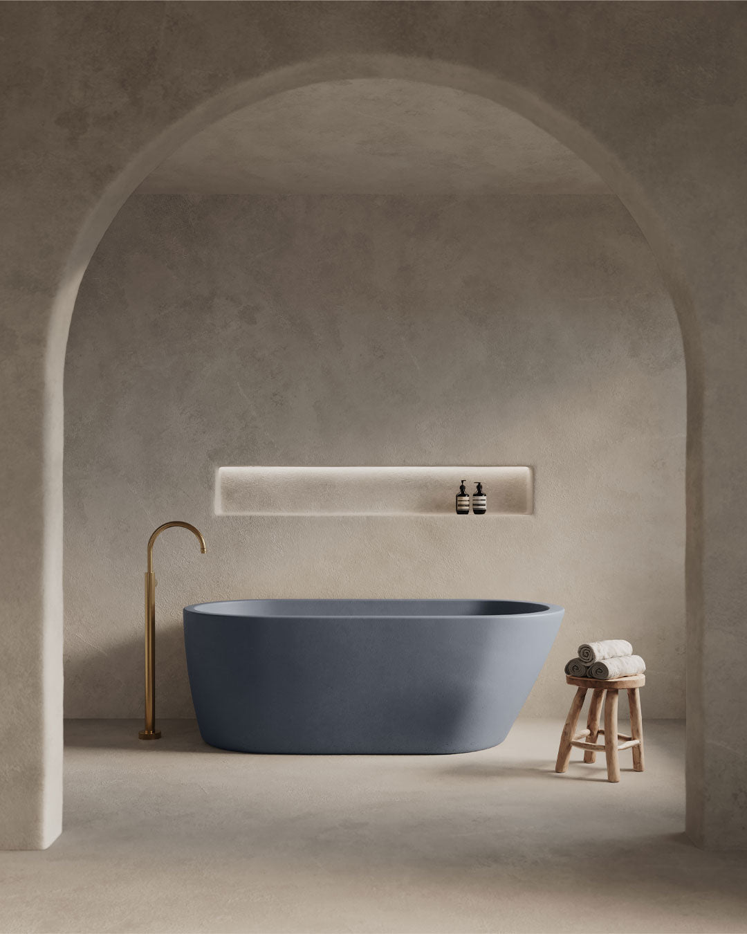 Juno Freestanding Bathtub (Copan Blue)