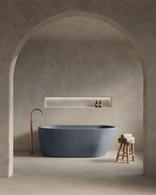 Juno Freestanding Bathtub (Copan Blue)