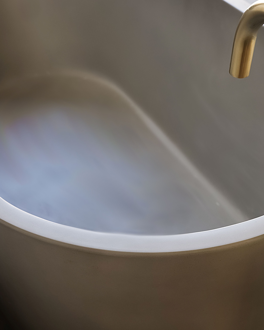 Juno Freestanding Bathtub (Sky Grey)