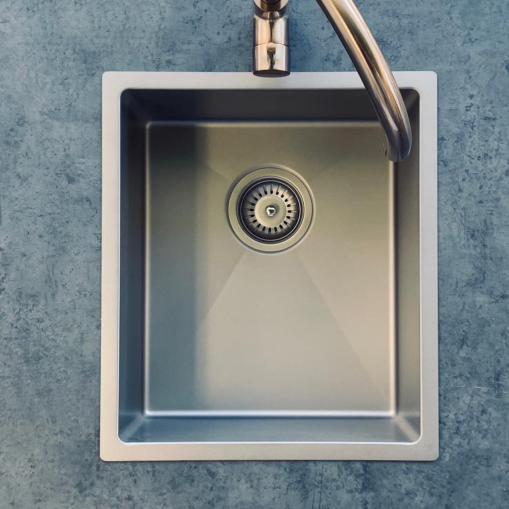 LAVELLO BAR SINK - SINGLE BOWL 382 X 272