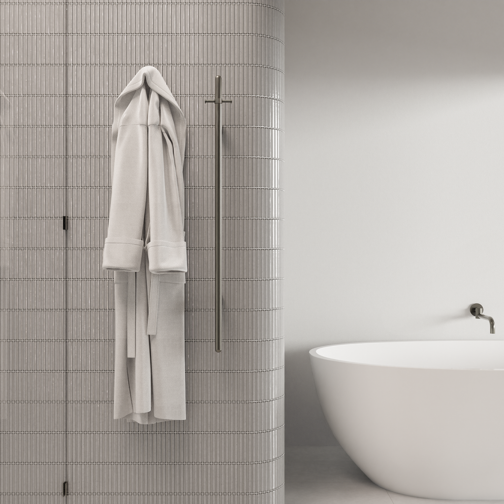 HEATED VERTICAL TOWEL RAIL