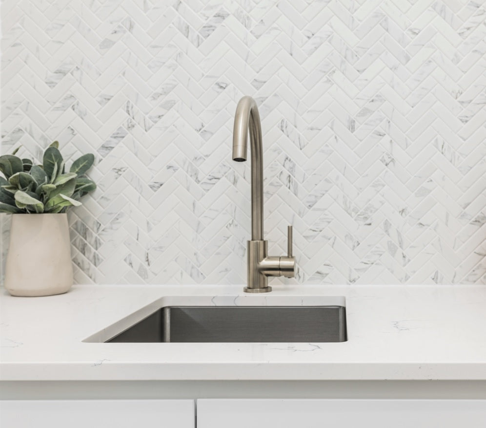 ROUND GOOSENECK KITCHEN MIXER TAP