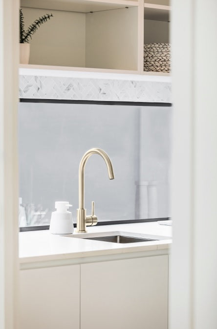 ROUND GOOSENECK KITCHEN MIXER TAP