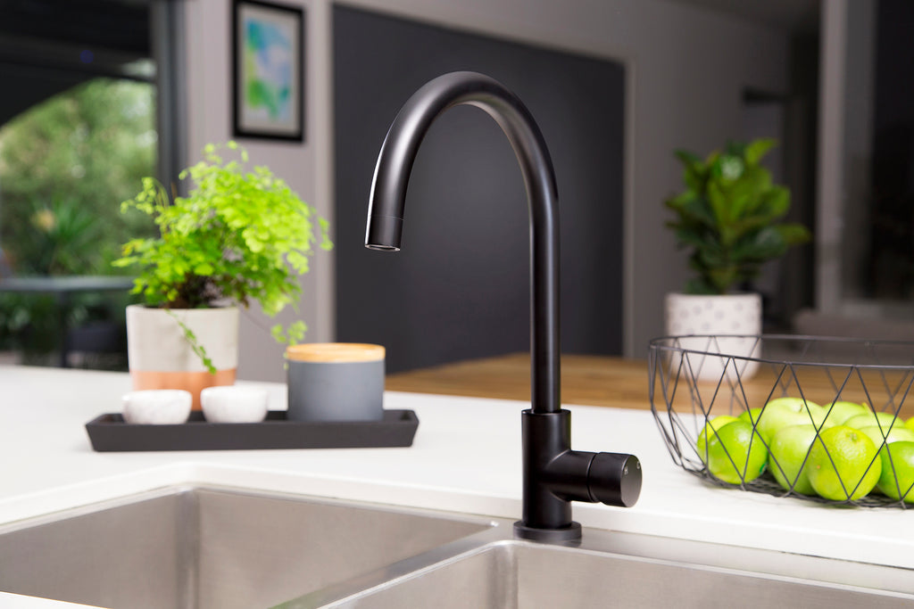 ROUND GOOSENECK KITCHEN MIXER TAP WITH PINLESS HANDLE