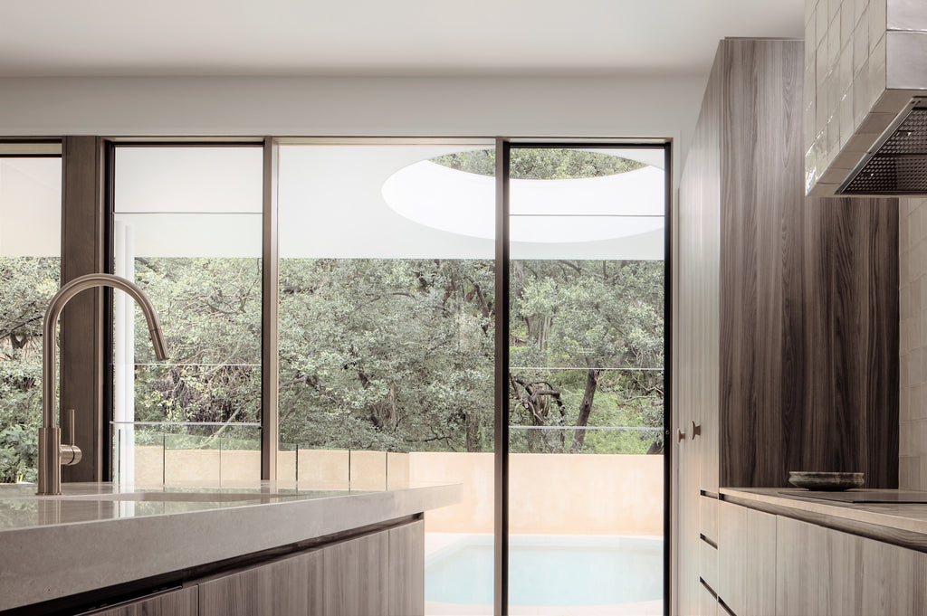 ROUND PICCOLA PULL OUT KITCHEN MIXER TAP