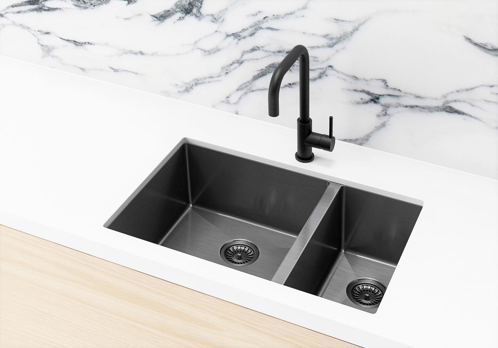 LAVELLO KITCHEN SINK - ONE AND HALF BOWL 670 X 440