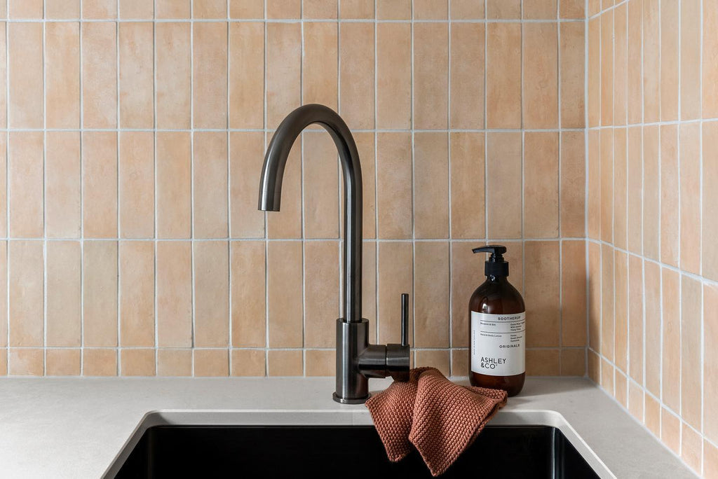 LAVELLO KITCHEN SINK - SINGLE BOWL 760 X 440 - PVD