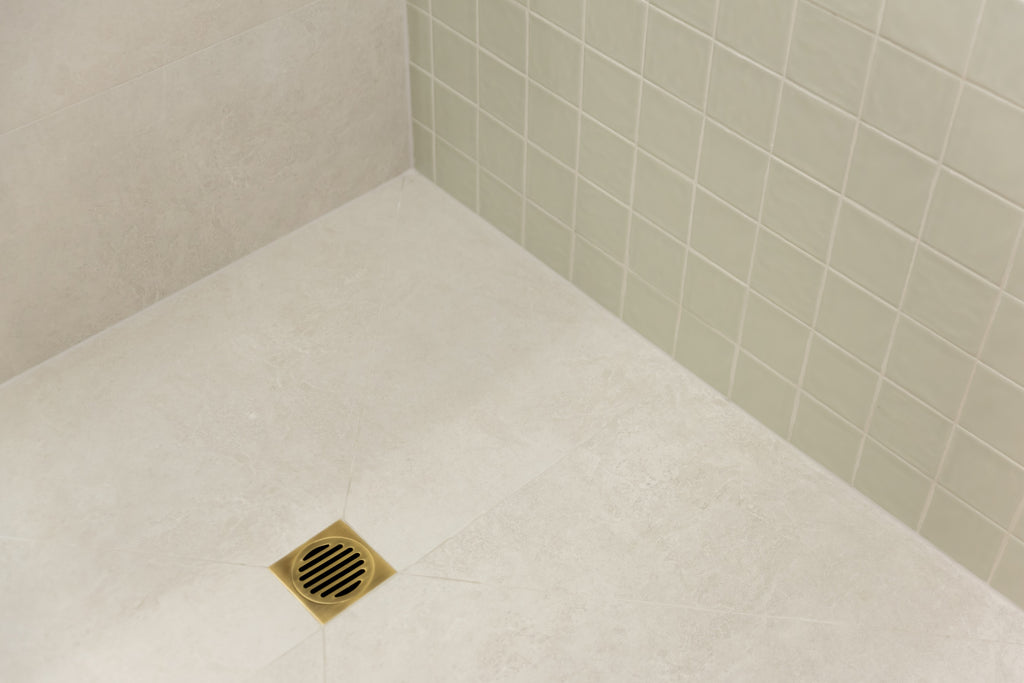 SQUARE FLOOR GRATE SHOWER DRAIN 100MM OUTLET