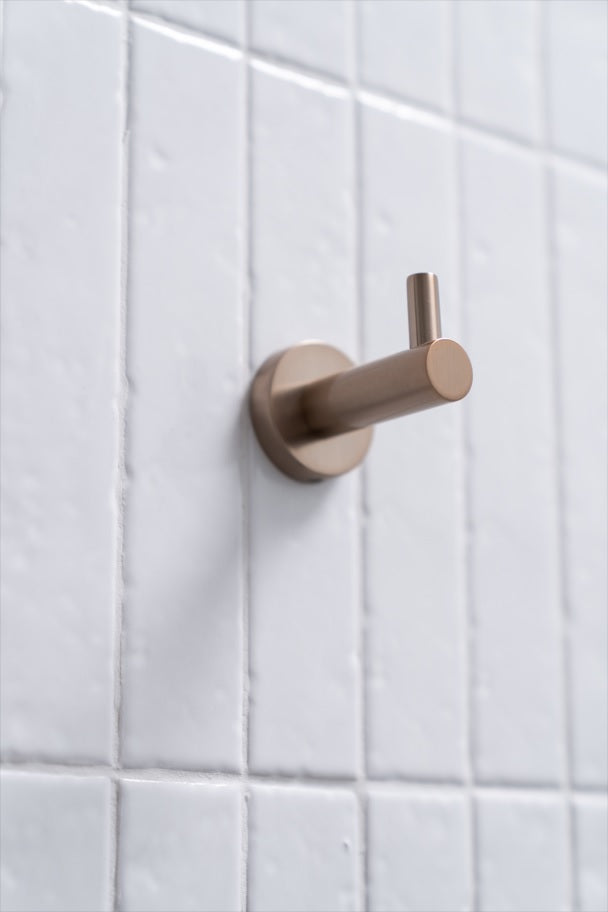 ROUND ROBE HOOK
