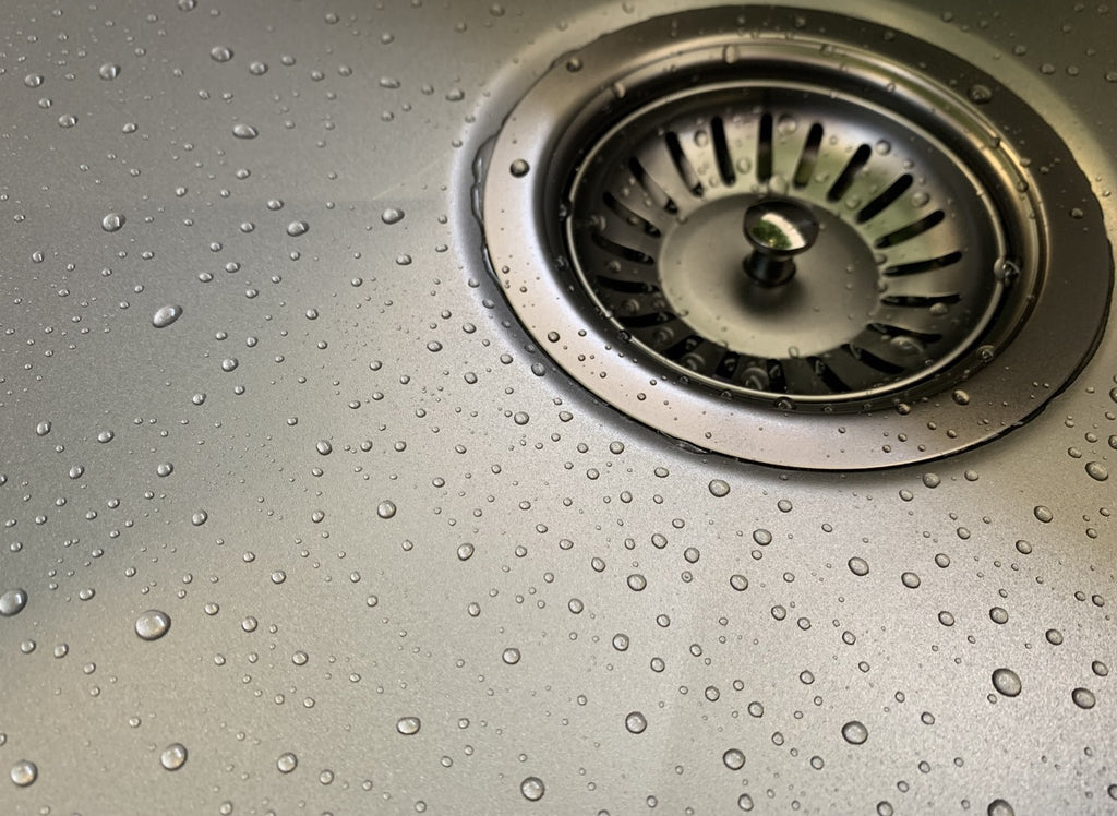 LAVELLO KITCHEN SINK - ONE & HALF BOWL 670 X 440