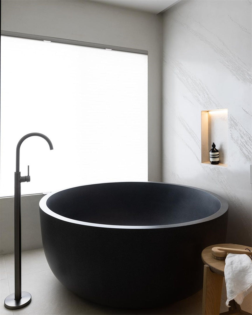 MECCA FREESTANDING BATH MIXER MATTE BLACK