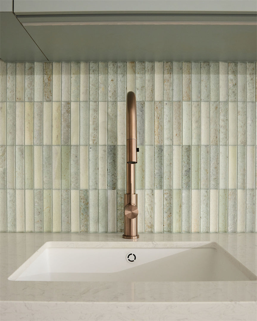 MECCA PULL OUT SINK MIXER WITH VEGIE SPRAY FUNCTION BRUSHED BRONZE