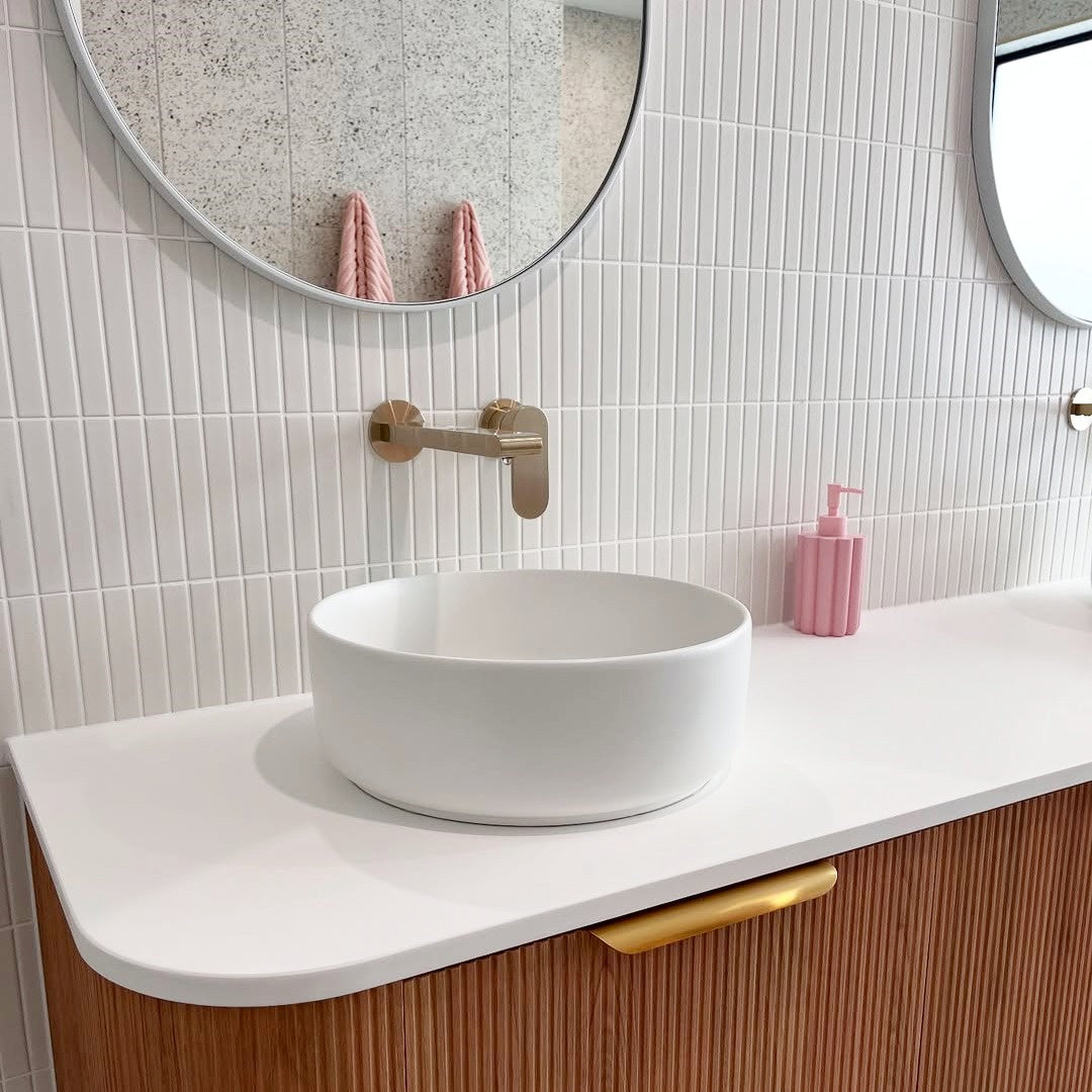 ECCO WALL BASIN/BATH MIXER SEPARATE BACK PLATE BRUSHED GOLD