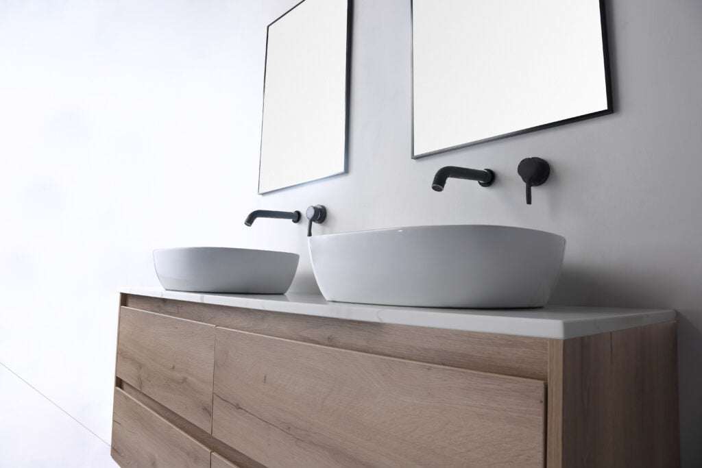 Bennett Gloss White