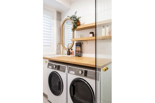 Cuisine 30 x 46 Inset / Undermount Fine Fireclay Gloss White Sink