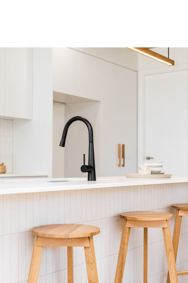 ROUND PULL OUT KITCHEN MIXER TAP