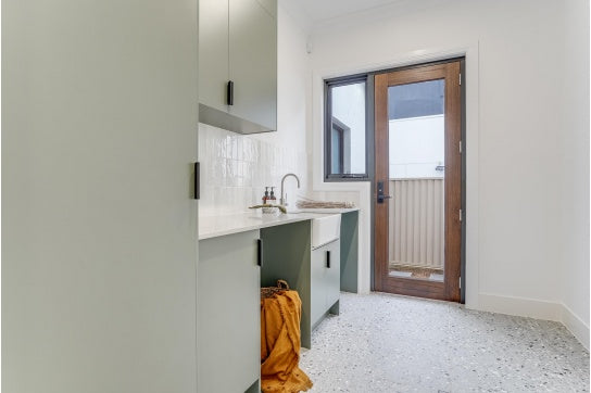 Galdor 60 x 41 Fine Fireclay Farmhouse Butler Sink