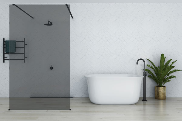 M-Series 1150 Freestanding Panel – Tinted glass/black fittings