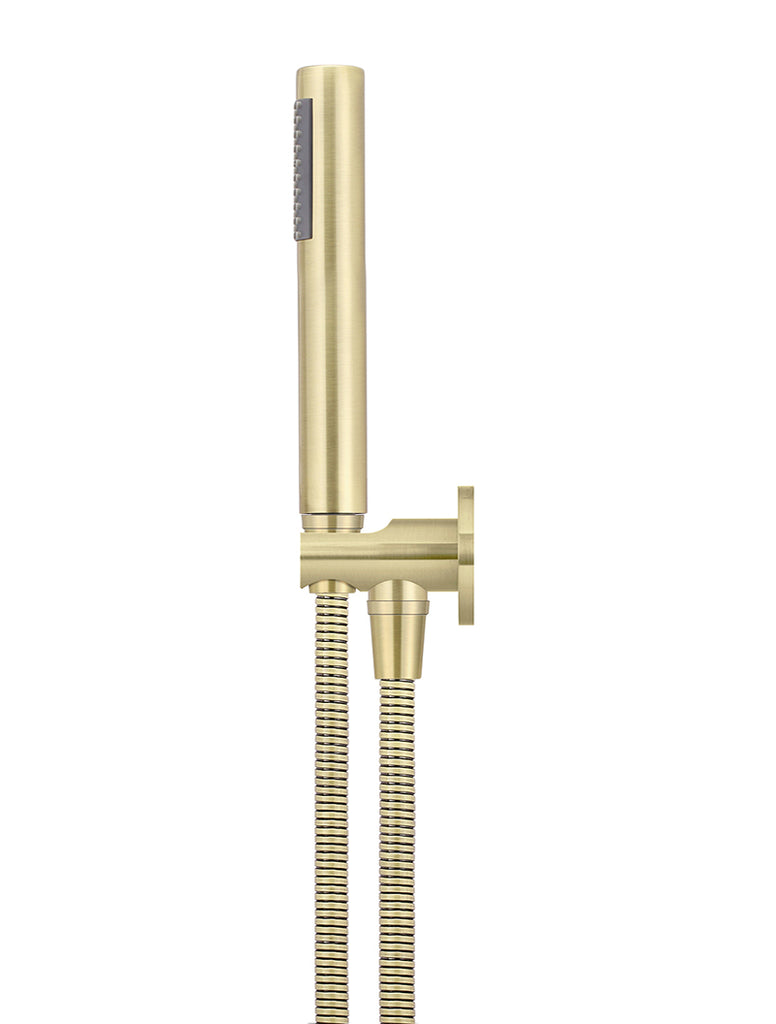 ROUND HAND SHOWER ON FIXED BRACKET
