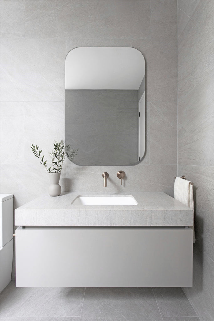 ROUND GUEST TOWEL RAIL