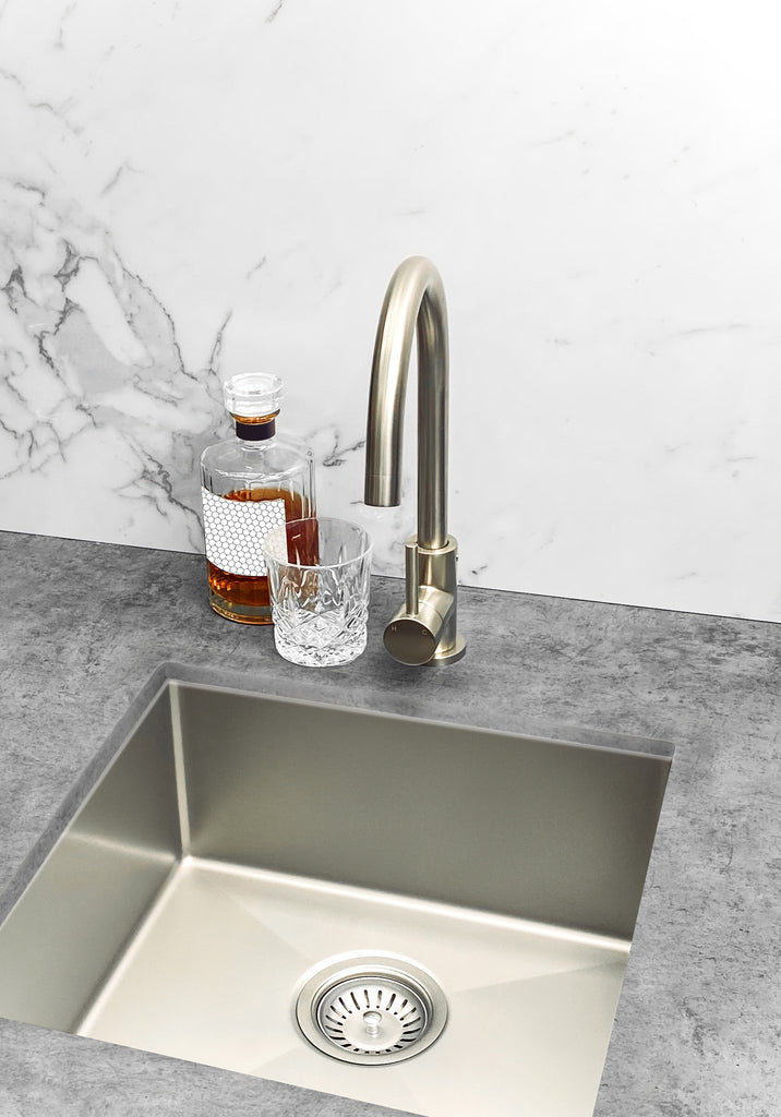 LAVELLO SINK STRAINER AND WASTE PLUG BASKET WITH STOPPER