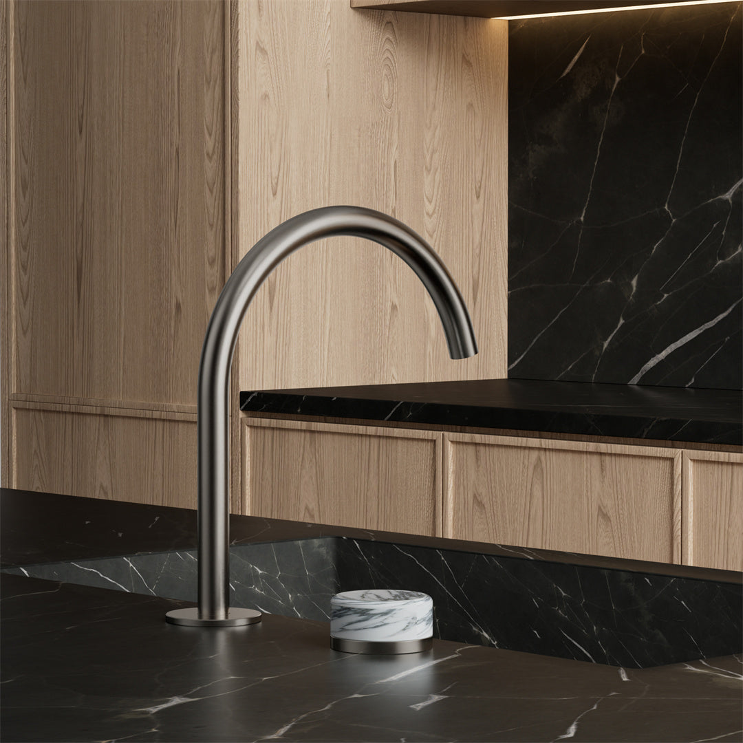SERENITY PROGRESSIVE BATH/KITCHEN MIXER ARC SPOUT WITH ARABESCATO CORCHIA HANDLE GUN METAL