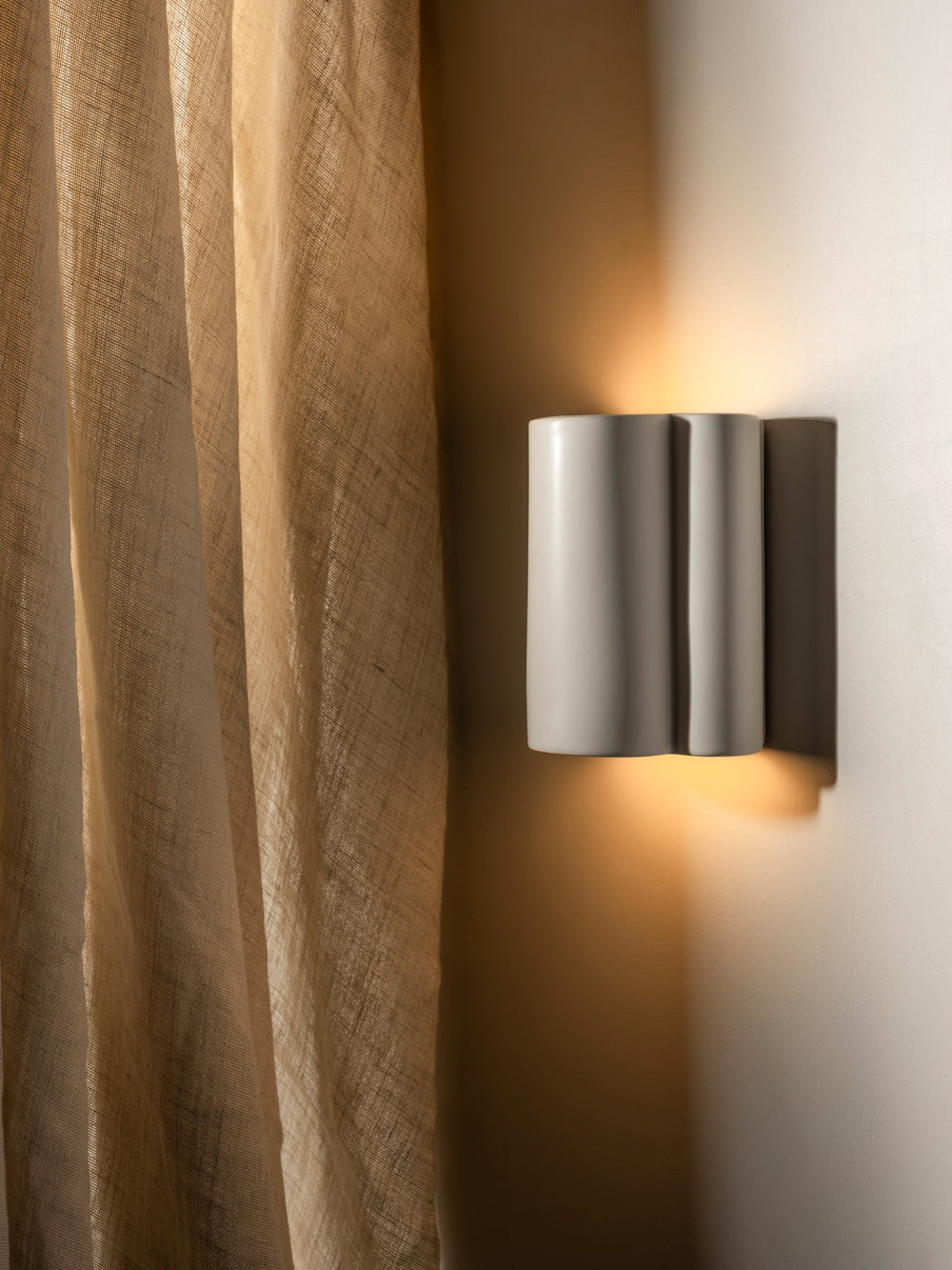 Cloud Ceramic Wall Light