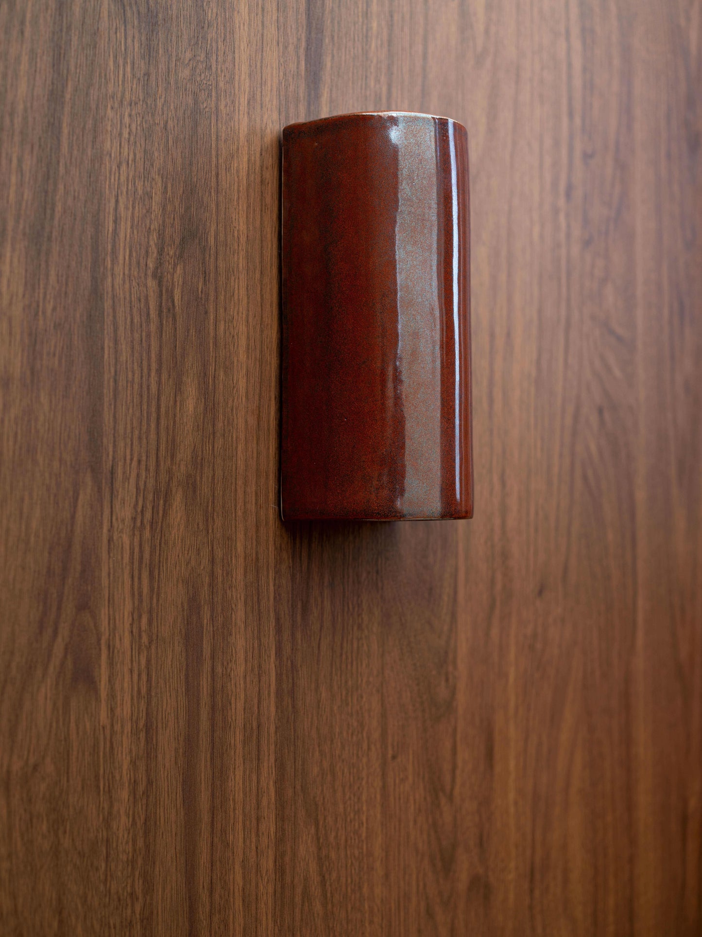 Dawn Tall Interior Tommy Jam