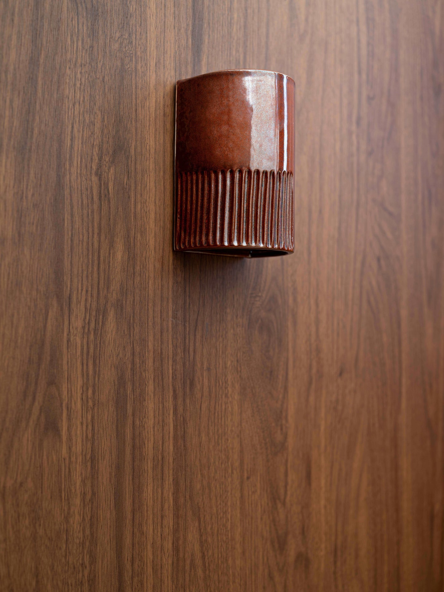 We Ponder Day Short Exterior Tommy Jam Ceramic Wall Light