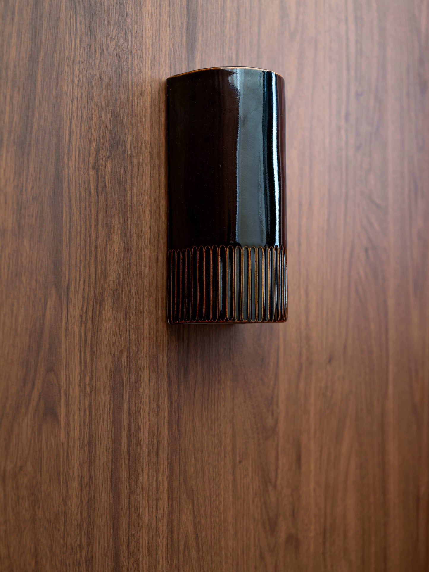 Day Tall Interior Burnt Toast