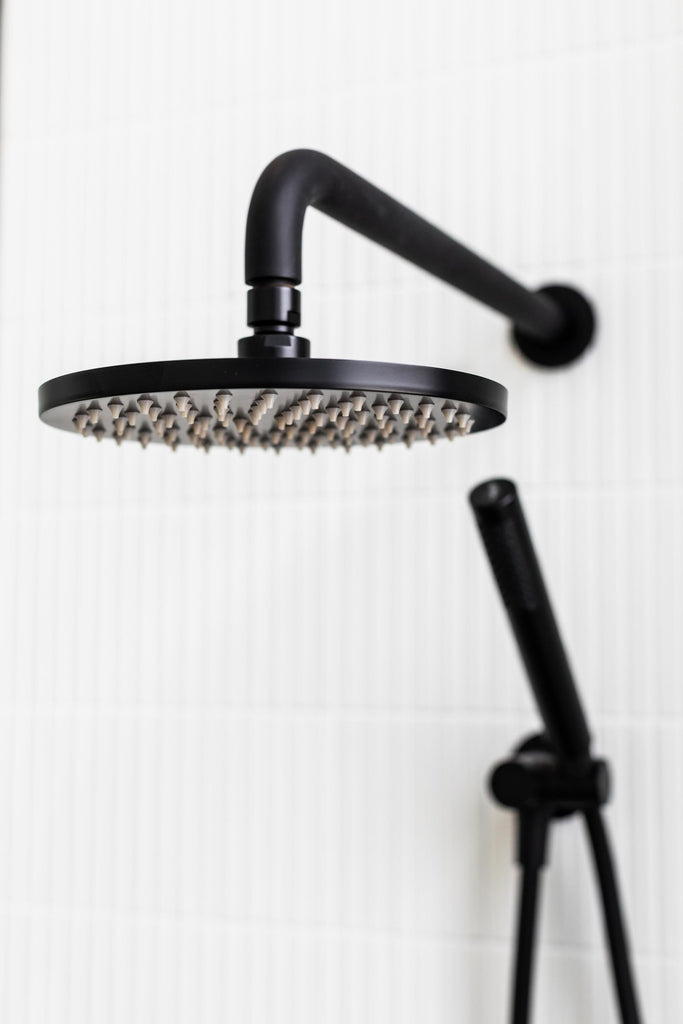 ROUND WALL SHOWER CURVED ARM 400MM