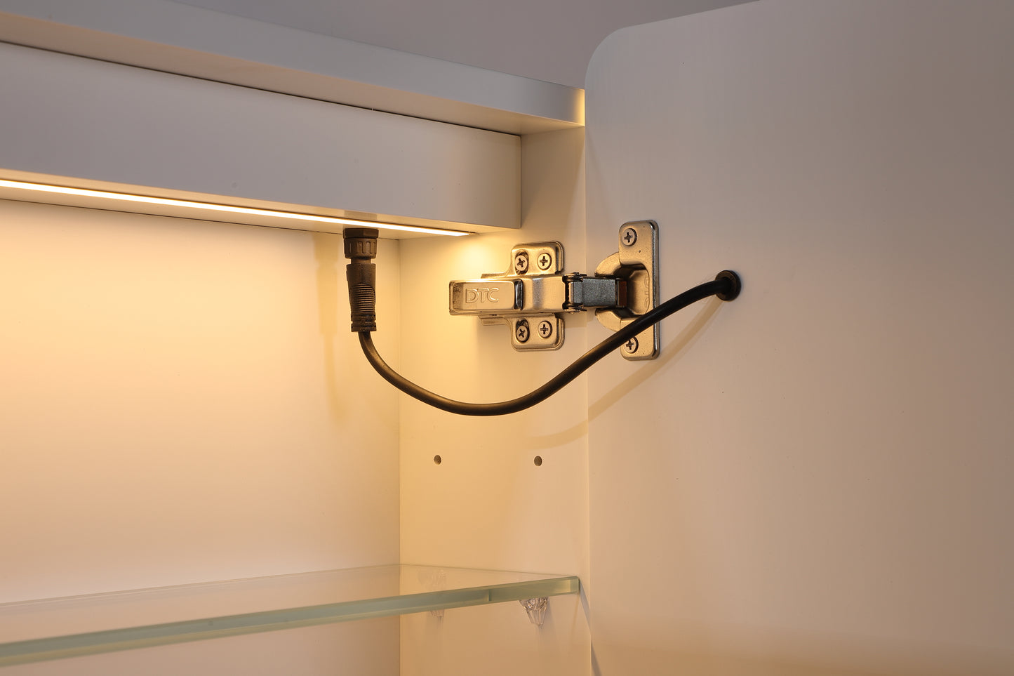 Avola PVC LED Mirror Matte White Cabinet With LED Lights Lk-almc750mw-3lights