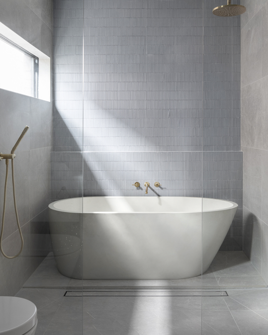 Juno Freestanding Bathtub (Morning Mist)