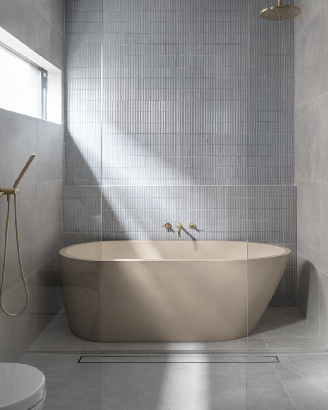 Juno Freestanding Bathtub (Mushroom)