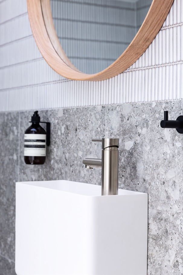 ROUND BASIN MIXER