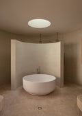 ROUND FREESTANDING BATH SPOUT AND HAND SHOWER