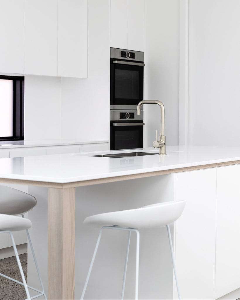 ROUND KITCHEN MIXER TAP