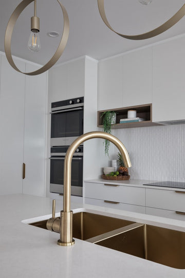 Round Gooseneck Kitchen Mixer Tap — Tiger Bronze