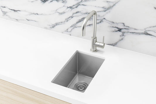 LAVELLO BAR SINK - SINGLE BOWL 382 X 272