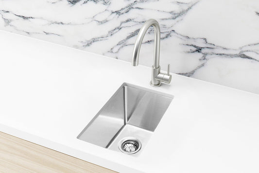 LAVELLO LAUNDRY SINK - SINGLE BOWL 300 X 450 - STAINLESS STEEL