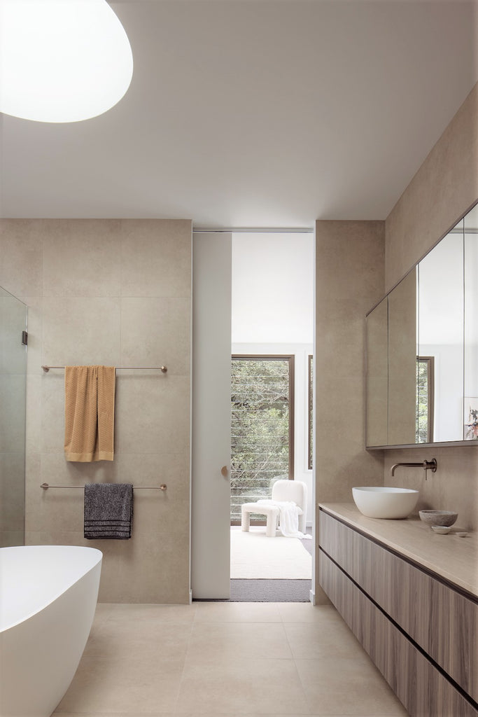 ROUND SINGLE TOWEL RAIL