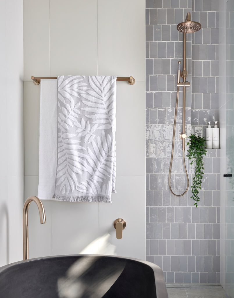 ROUND WALL MIXER PADDLE HANDLE TRIM KIT (IN-WALL BODY NOT INCLUDED)