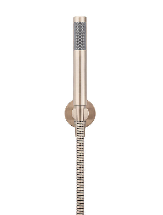 ROUND HAND SHOWER ON FIXED BRACKET