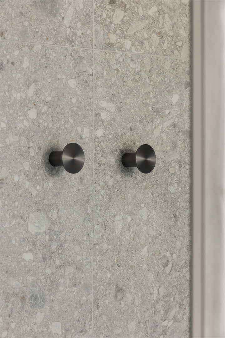 MECCA ROBE HOOK II GUN METAL