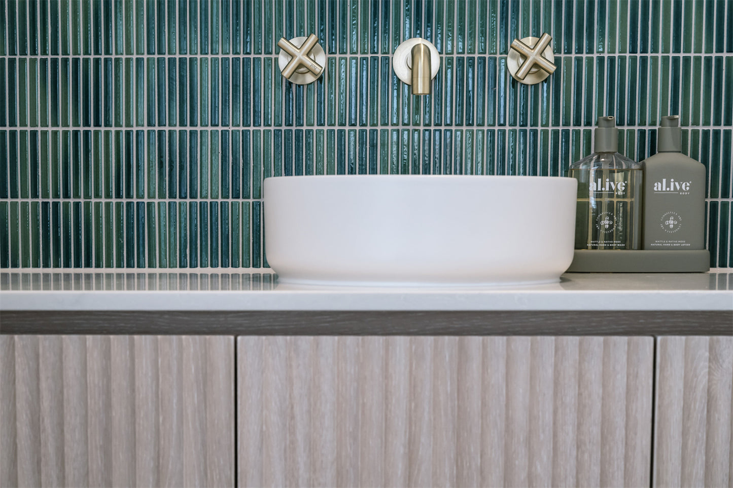 X PLUS WALL BASIN SET 180/215MM BRUSHED GOLD